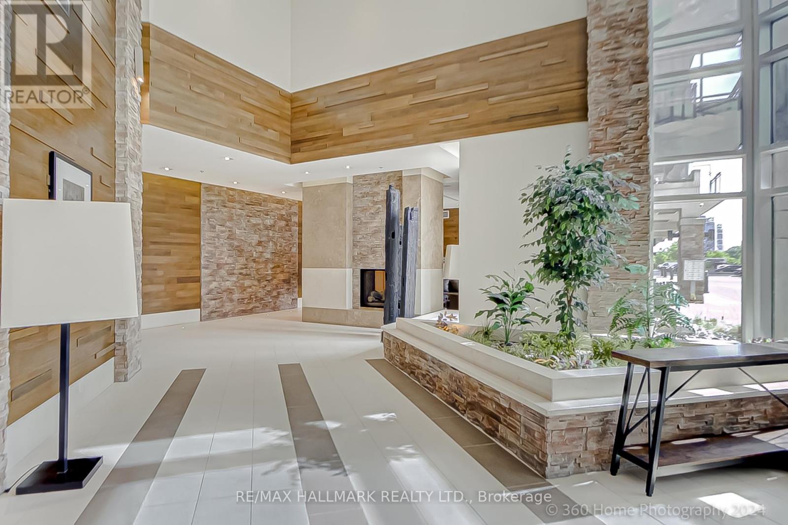 405 - 1235 Bayly Street, Pickering, Ontario  L1W 1L7 - Photo 4 - E12509442