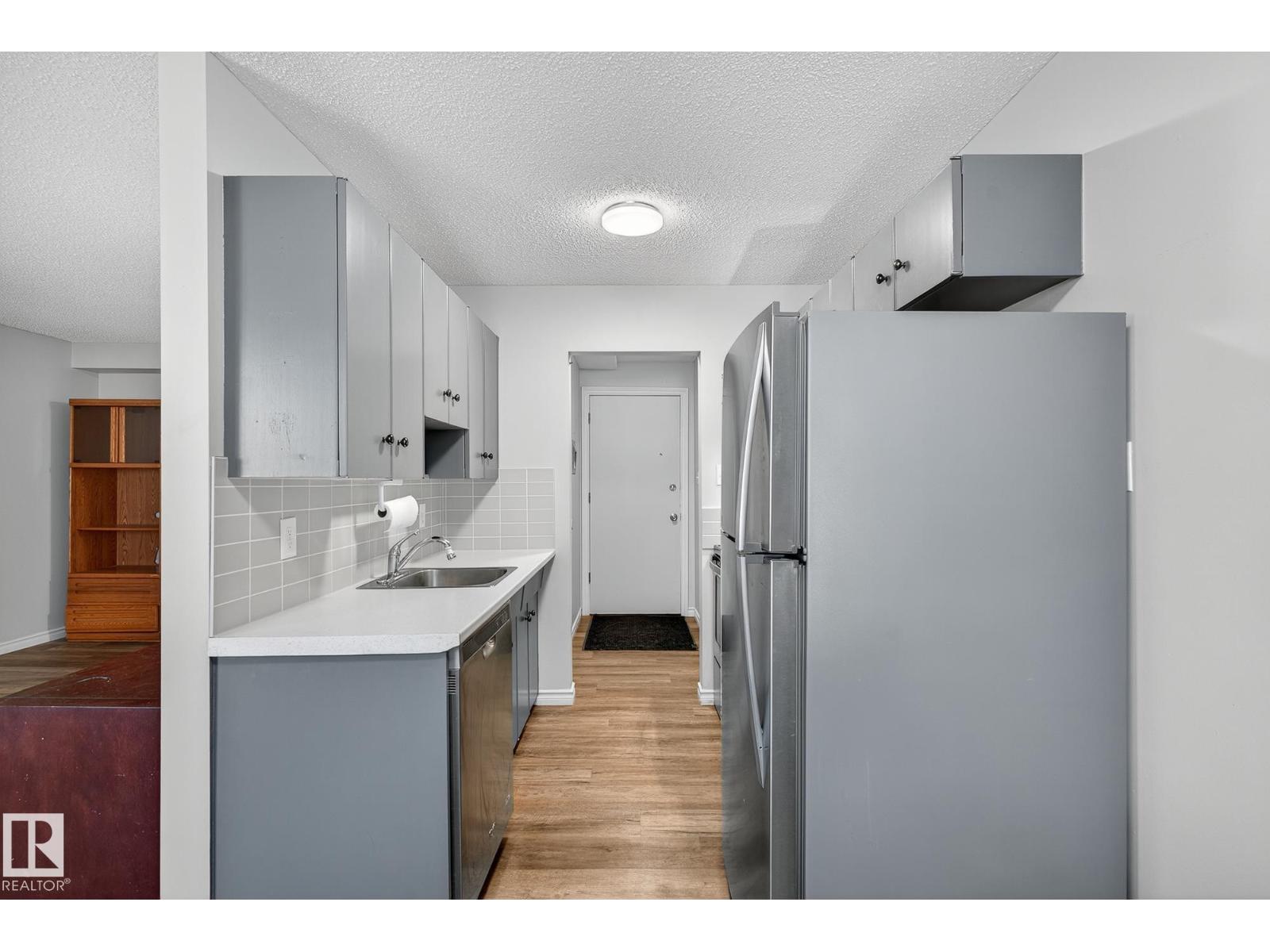 #6 10035 155 St Nw, Edmonton, Alberta T5P 2L4 - Photo 6 - E4464735