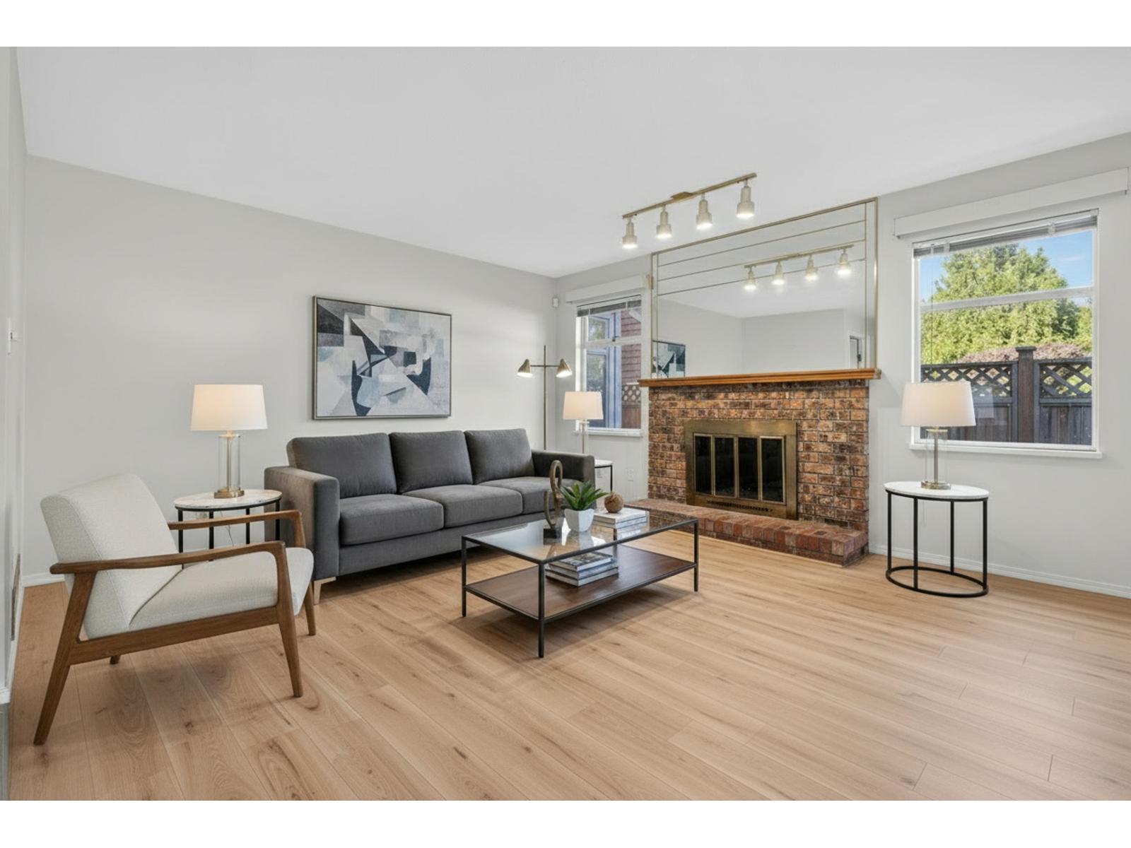 10512 Woodglen Place, Surrey, British Columbia  V4N 1V3 - Photo 8 - R3063773