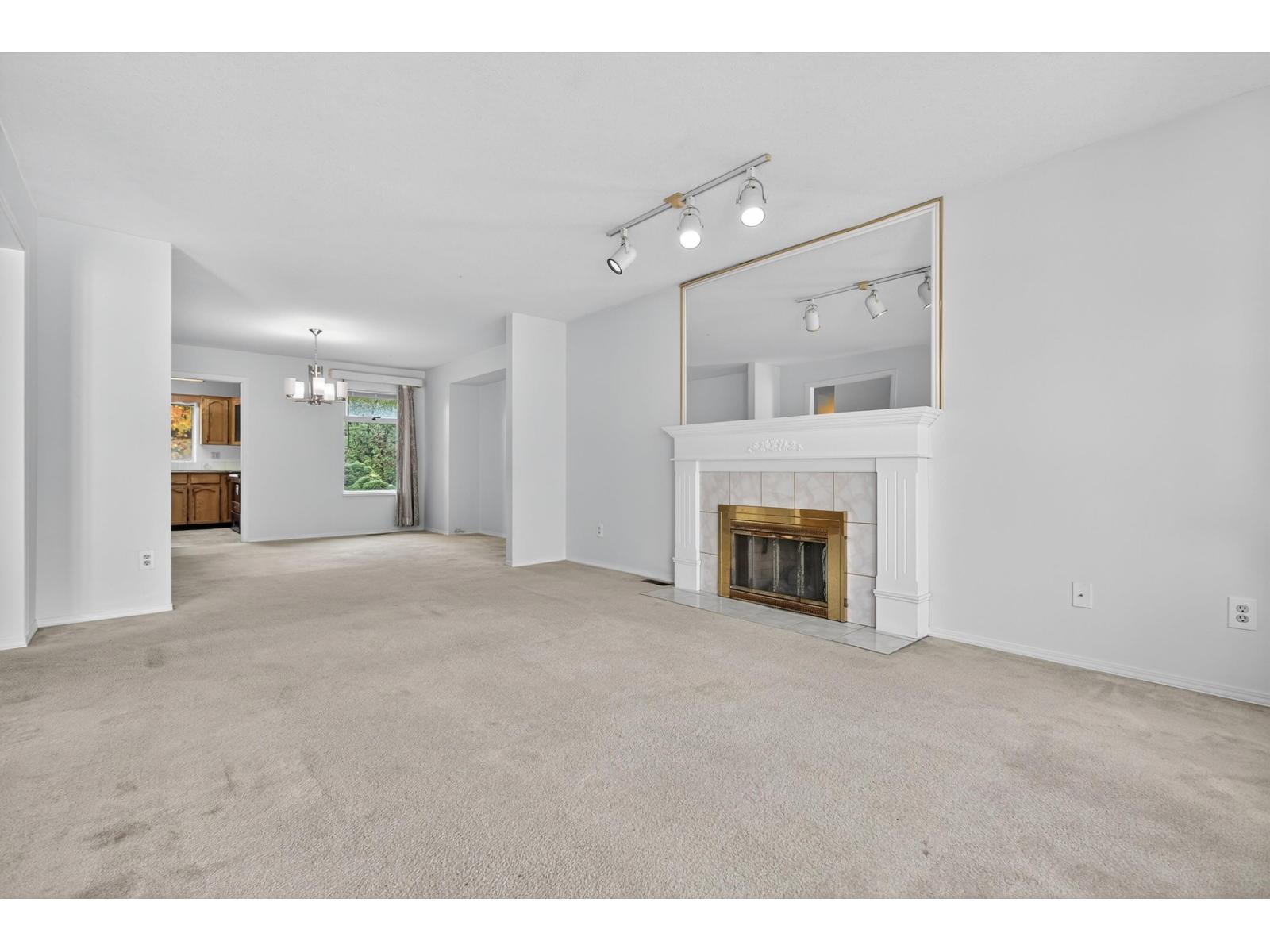 10512 Woodglen Place, Surrey, British Columbia  V4N 1V3 - Photo 12 - R3063773