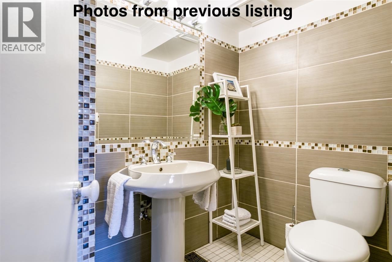 921 Old Lillooet Road, North Vancouver, British Columbia V7J 2H7 - Photo 9 - R3064925