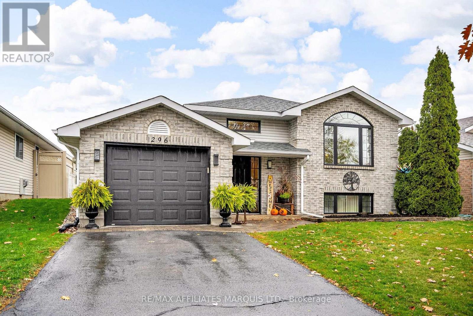 296 NORTHWOODS CRESCENT, Cornwall, Ontario