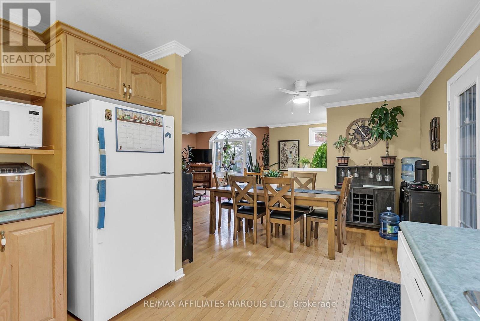 296 Northwoods Crescent, Cornwall, Ontario K6H 7M5 - Photo 10 - X12510706