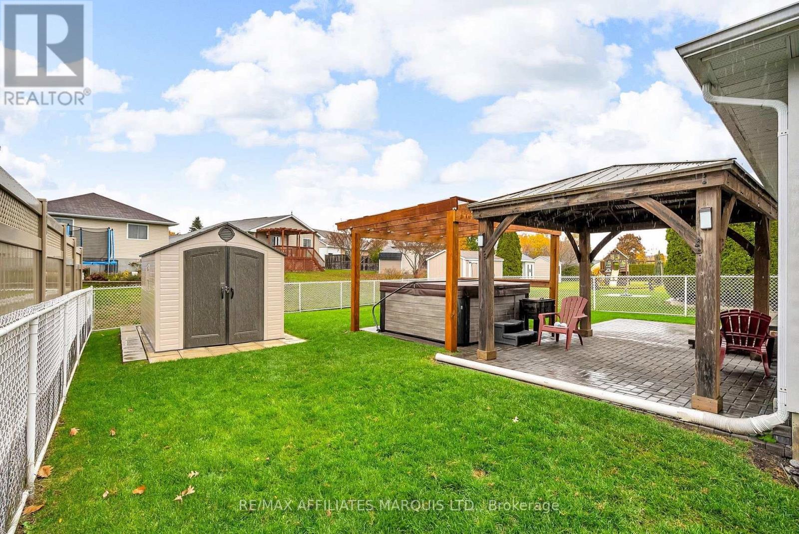 296 Northwoods Crescent, Cornwall, Ontario K6H 7M5 - Photo 35 - X12510706