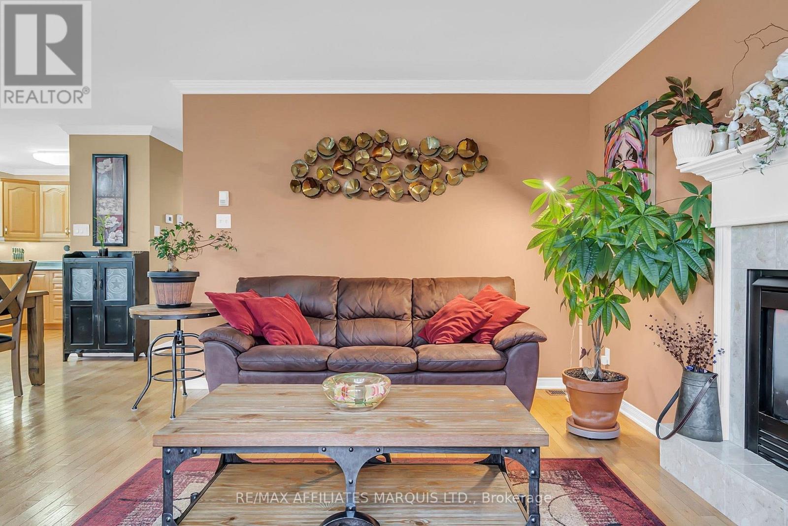 296 Northwoods Crescent, Cornwall, Ontario K6H 7M5 - Photo 6 - X12510706