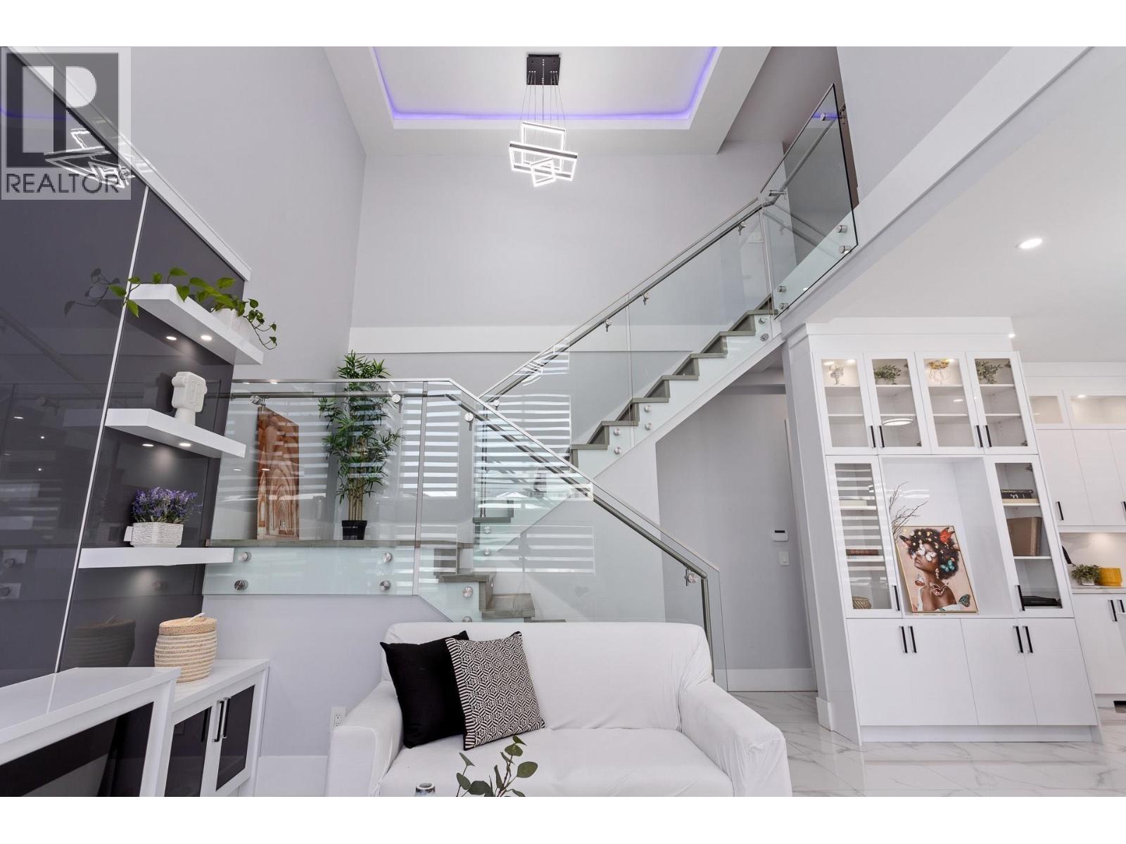 836 Macintosh Street, Coquitlam, British Columbia V3J 4Z2 - Photo 8 - R3064870