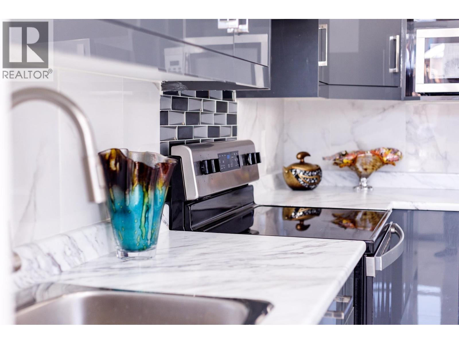 836 Macintosh Street, Coquitlam, British Columbia V3J 4Z2 - Photo 7 - R3064870