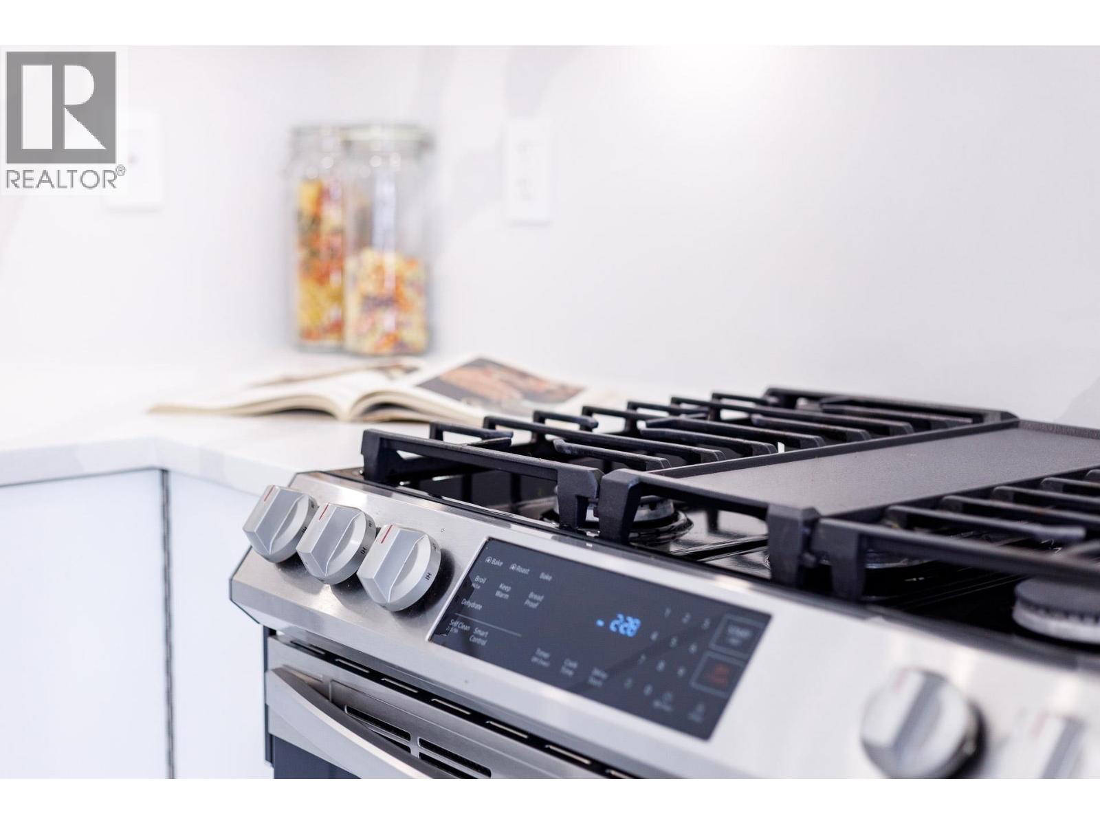 836 Macintosh Street, Coquitlam, British Columbia V3J 4Z2 - Photo 6 - R3064870