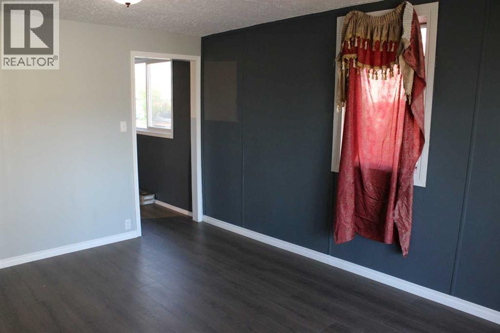 515 2 Avenue E, Brooks, Alberta  T1R 1H6 - Photo 23 - A2265705