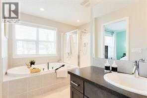 49 Sunset Manor, Cochrane, Alberta  T4C 0N3 - Photo 12 - A2261620