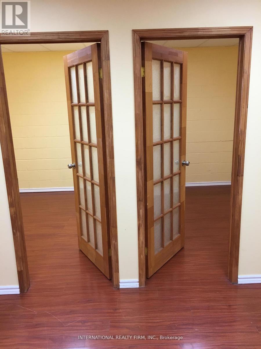 3838 Midland Avenue, Toronto, Ontario  M1V 2C1 - Photo 4 - E12499562