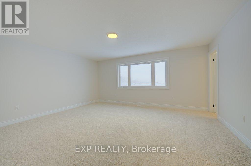 30 Anne Street W, Minto, Ontario  N0G 1Z0 - Photo 17 - X12143268