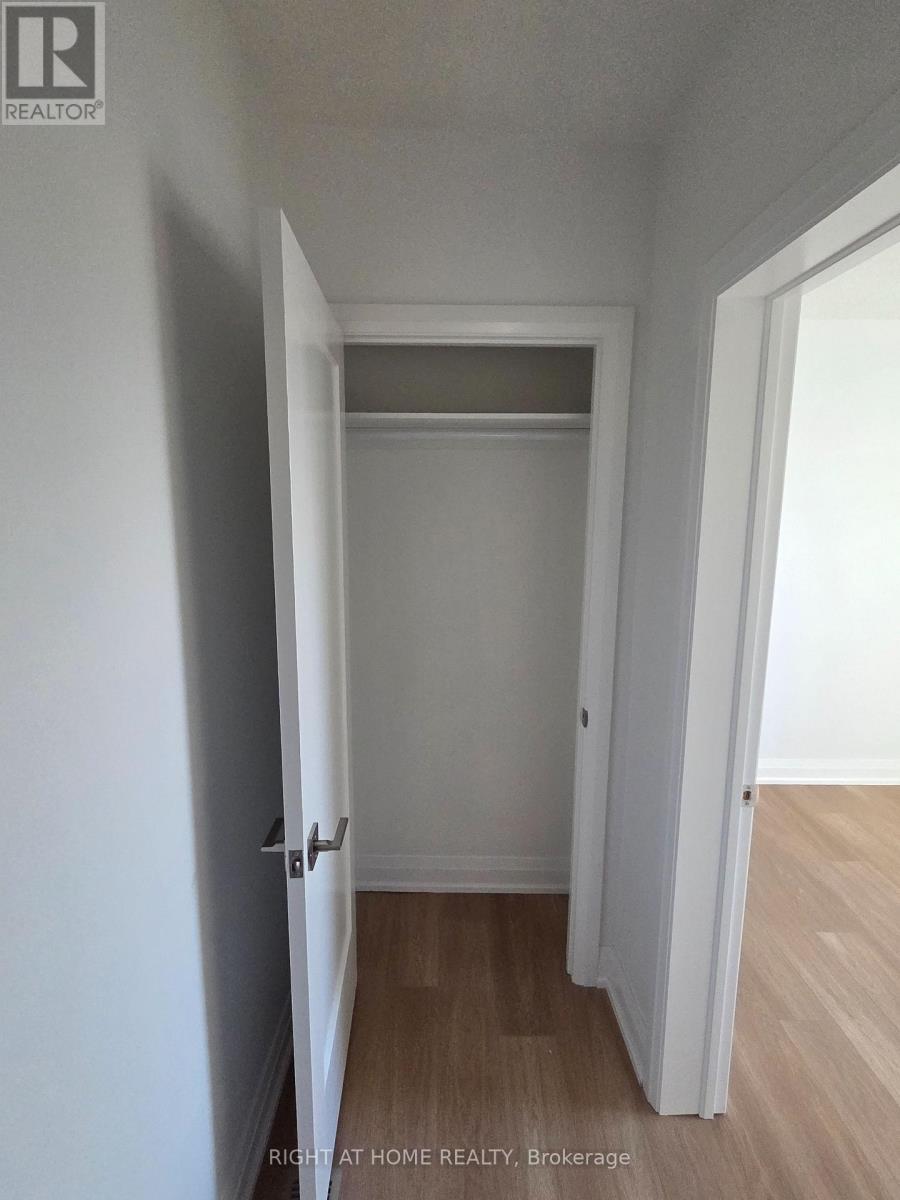 Unknown Address, ,     - Photo 10 - W12510694