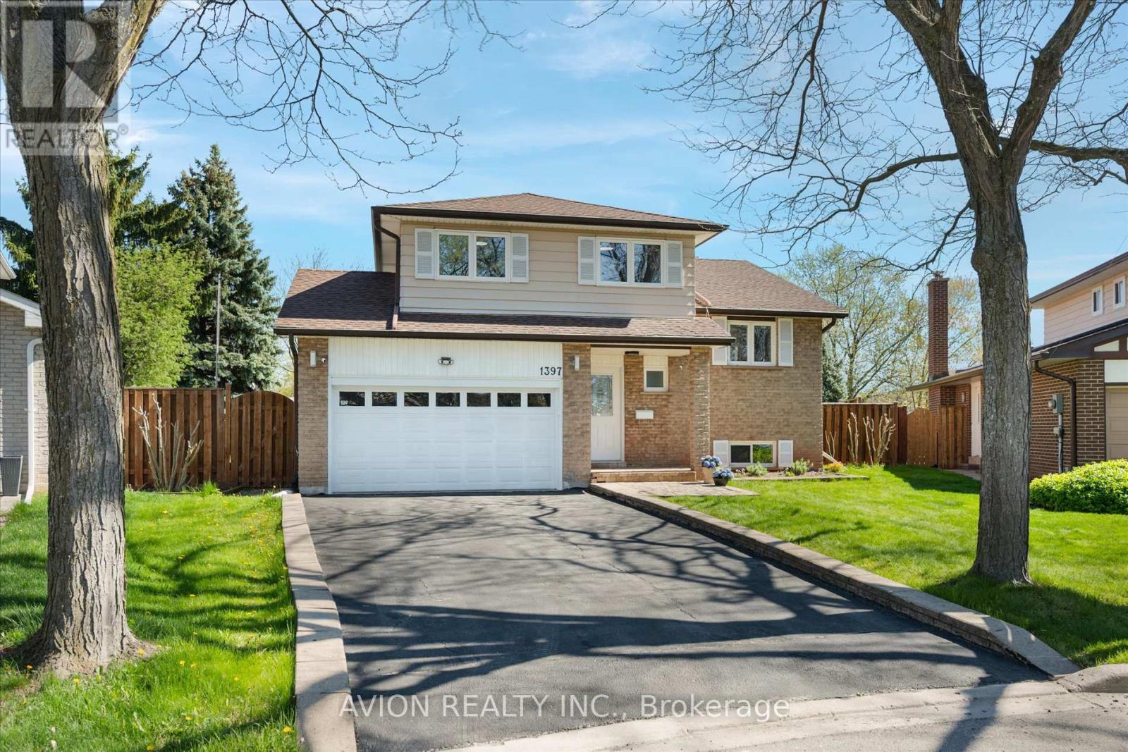 1397 HIGHGATE COURT, Oakville, Ontario