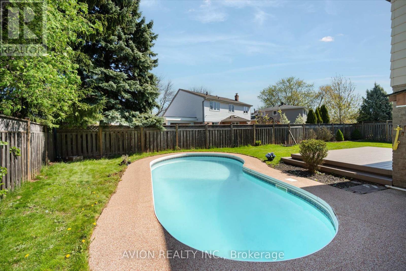 1397 Highgate Court, Oakville, Ontario  L6H 2V4 - Photo 32 - W12510698