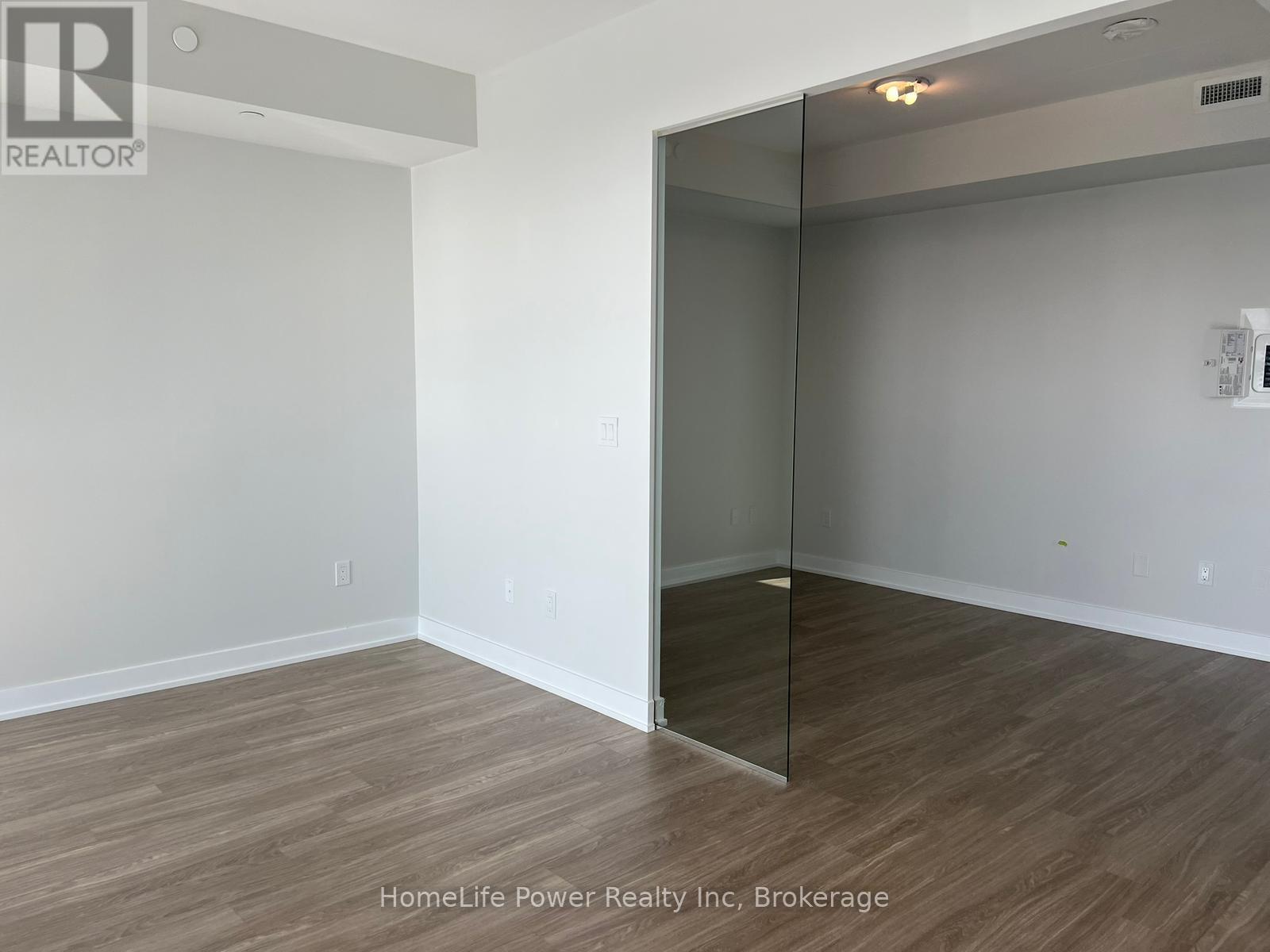 4304 - 430 Square One Drive, Mississauga, Ontario L5B 0L6 - Photo 4 - W12510748