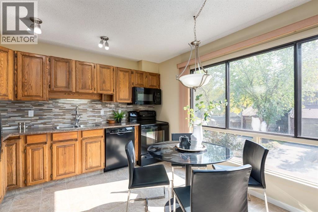 20 Point Mckay Court Nw, Calgary, Alberta  T3B 5B7 - Photo 15 - A2256827