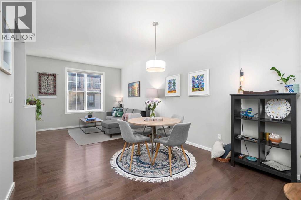 444 Ascot Circle Sw, Calgary, Alberta  T3H 0X3 - Photo 8 - A2267250