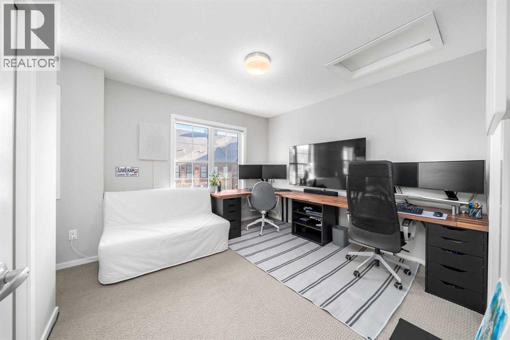 444 Ascot Circle Sw, Calgary, Alberta  T3H 0X3 - Photo 19 - A2267250