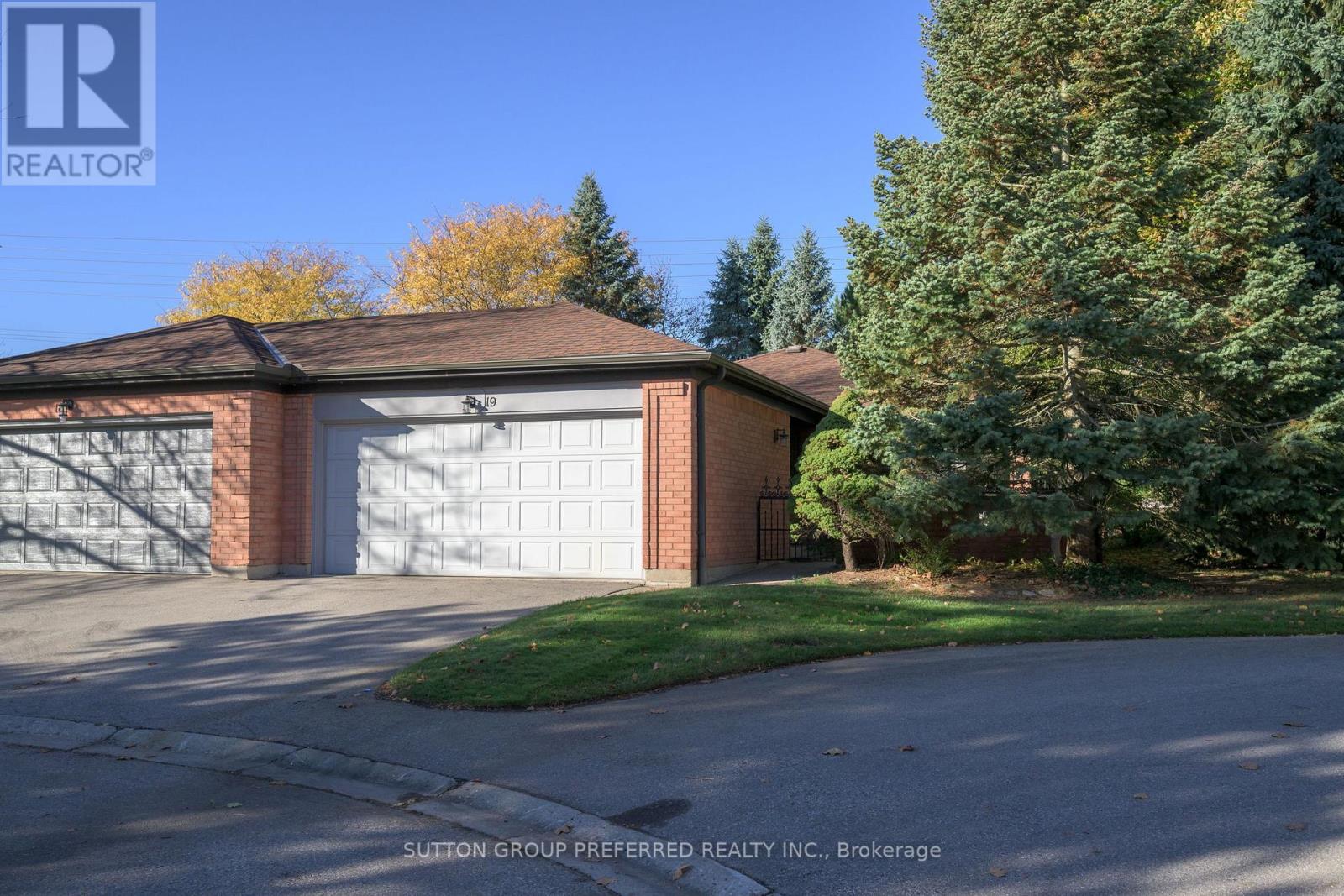 19 - 65 FIDDLERS GREEN ROAD, London North, Ontario