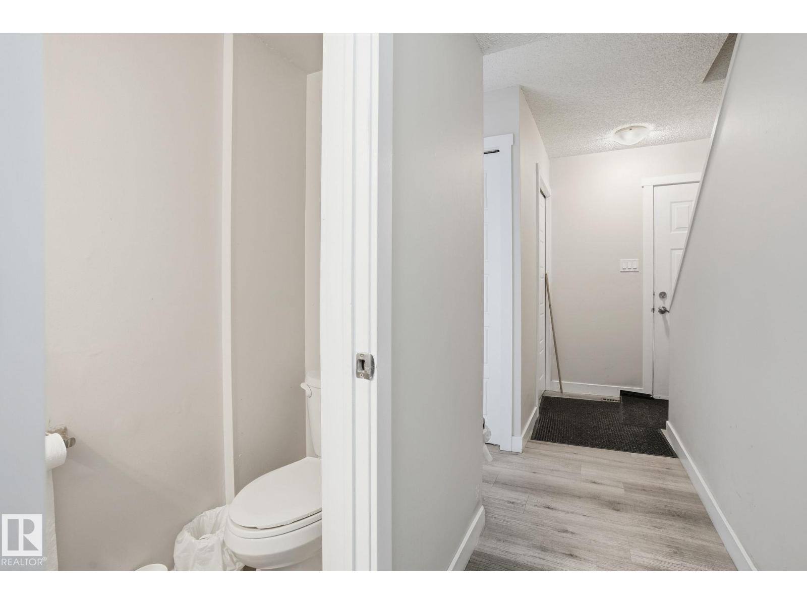 82 Lakewood Vg Nw, Edmonton, Alberta  T6K 2B3 - Photo 13 - E4464740