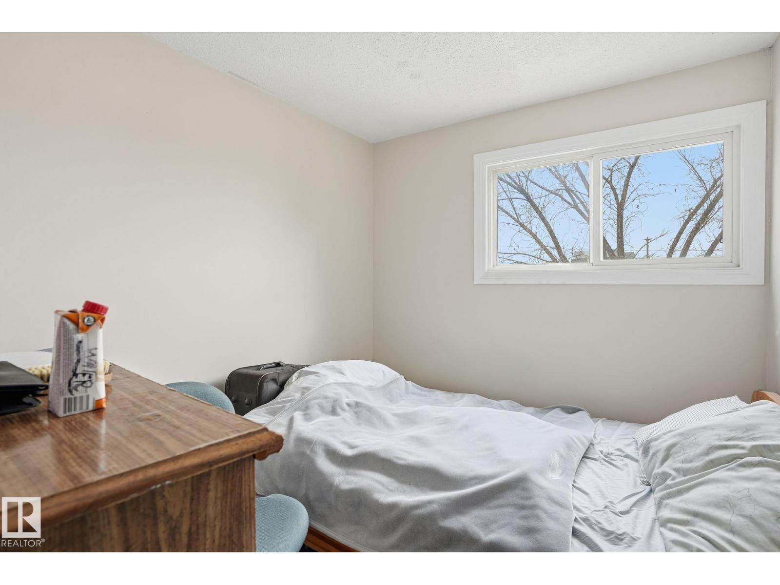 82 Lakewood Vg Nw, Edmonton, Alberta  T6K 2B3 - Photo 15 - E4464740