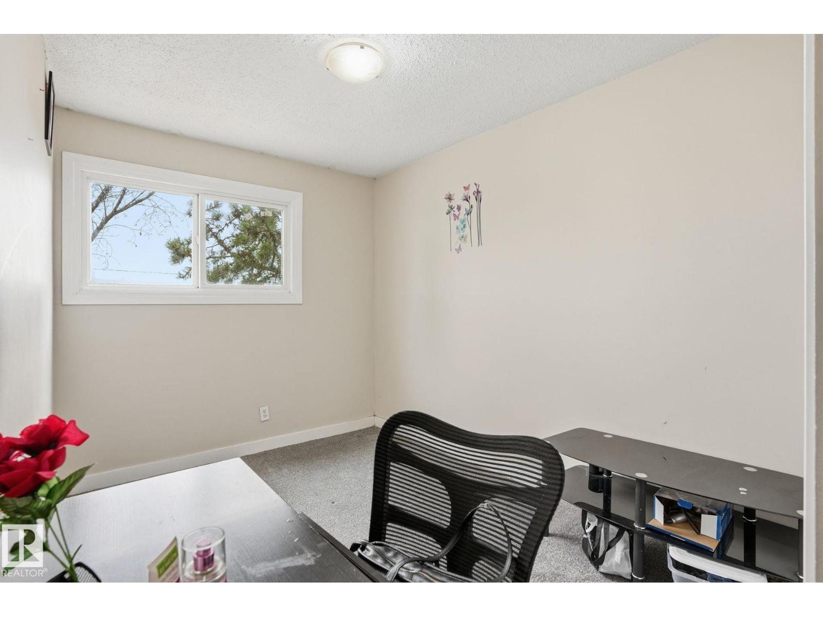 82 Lakewood Vg Nw, Edmonton, Alberta  T6K 2B3 - Photo 16 - E4464740