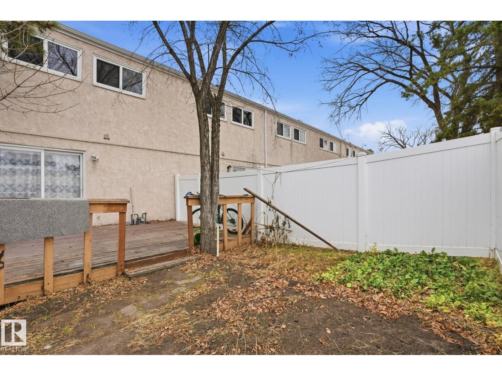 82 Lakewood Vg Nw, Edmonton, Alberta  T6K 2B3 - Photo 22 - E4464740