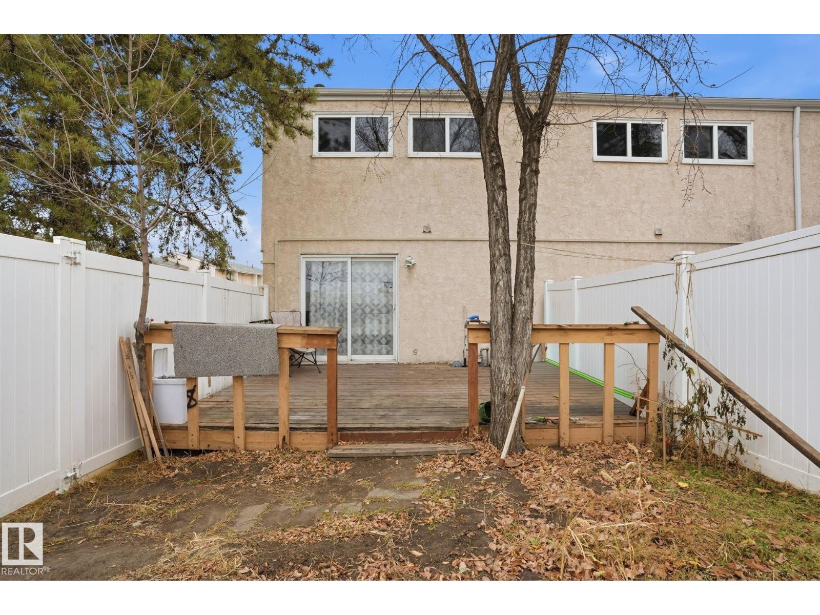 82 Lakewood Vg Nw, Edmonton, Alberta  T6K 2B3 - Photo 23 - E4464740