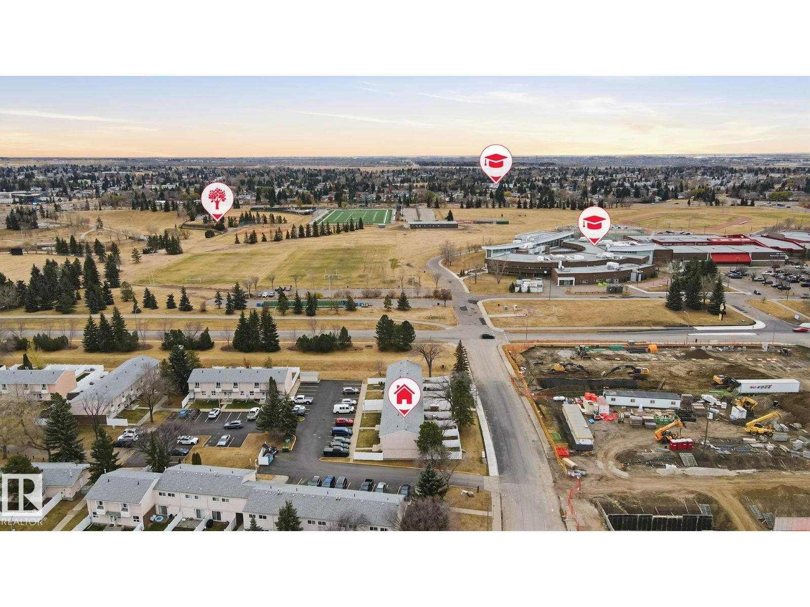 82 Lakewood Vg Nw, Edmonton, Alberta  T6K 2B3 - Photo 35 - E4464740