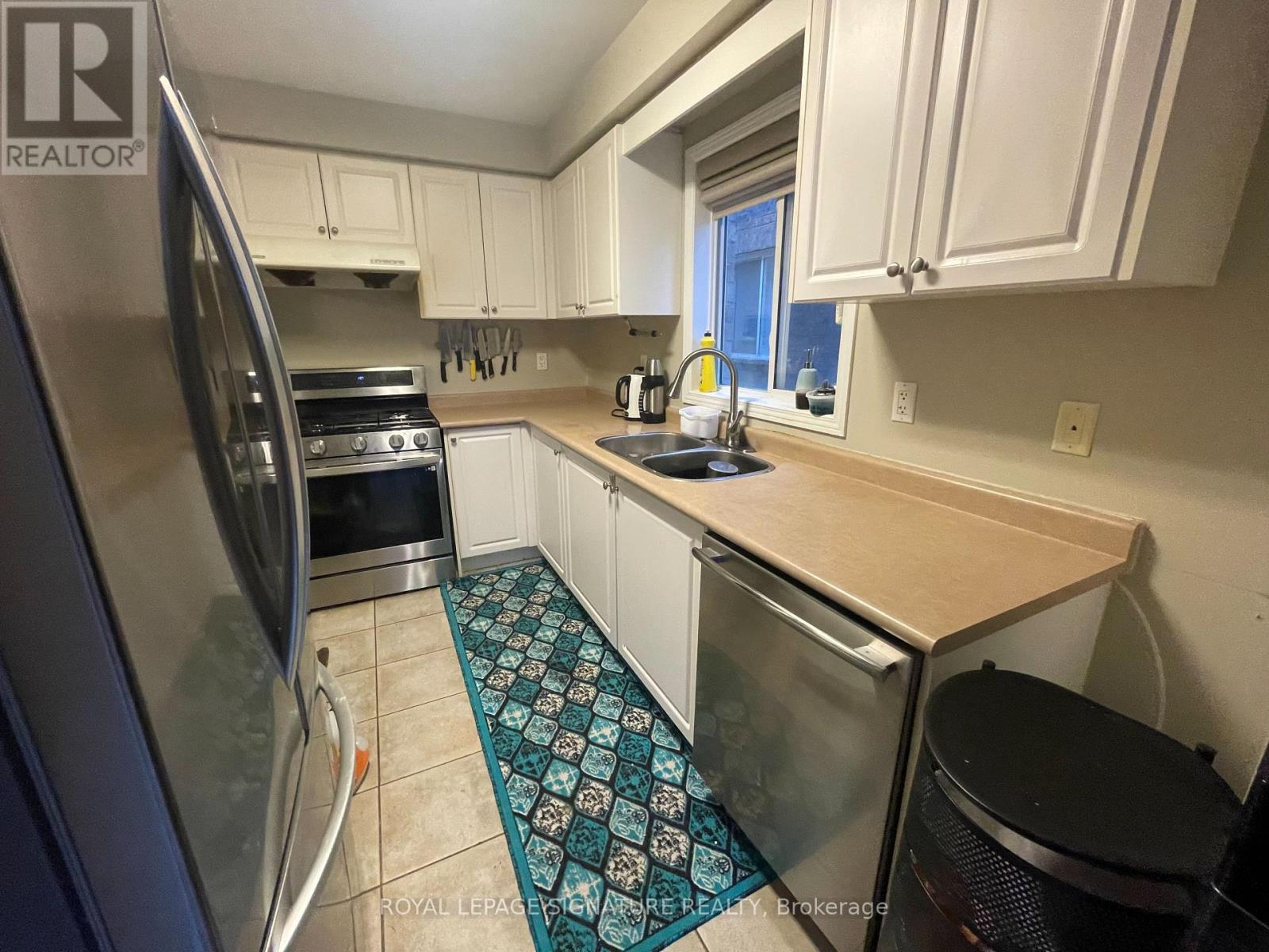 17 Neuchatel Avenue, Vaughan, Ontario  L4H 2Y2 - Photo 5 - N12510372