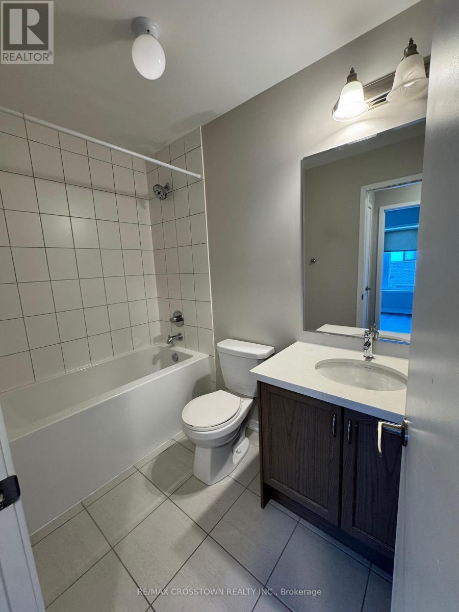 16 Heathrow Lane, Caledon, Ontario  L7E 4M4 - Photo 17 - W12456444