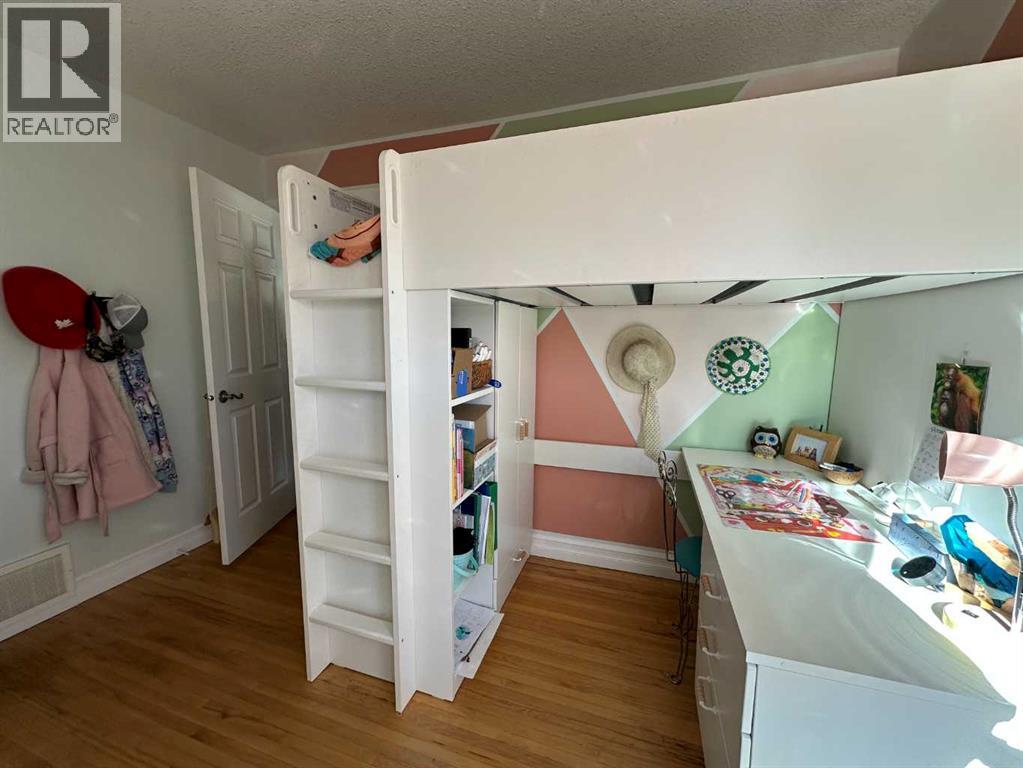 5213 49 Avenue, Ponoka, Alberta  T4J 1J1 - Photo 18 - A2262450