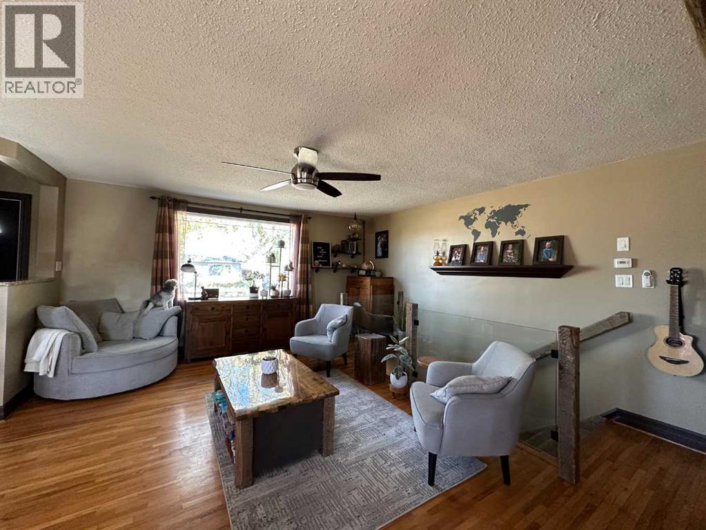 5213 49 Avenue, Ponoka, Alberta  T4J 1J1 - Photo 15 - A2262450