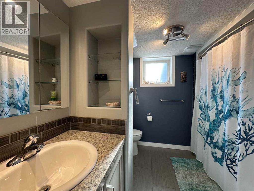 5213 49 Avenue, Ponoka, Alberta  T4J 1J1 - Photo 24 - A2262450