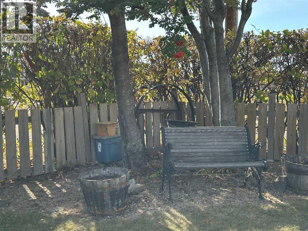 5213 49 Avenue, Ponoka, Alberta  T4J 1J1 - Photo 34 - A2262450