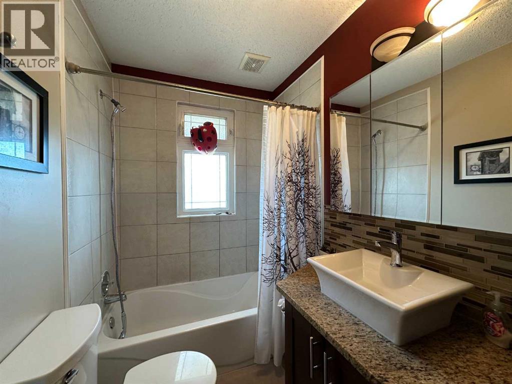 5213 49 Avenue, Ponoka, Alberta  T4J 1J1 - Photo 23 - A2262450