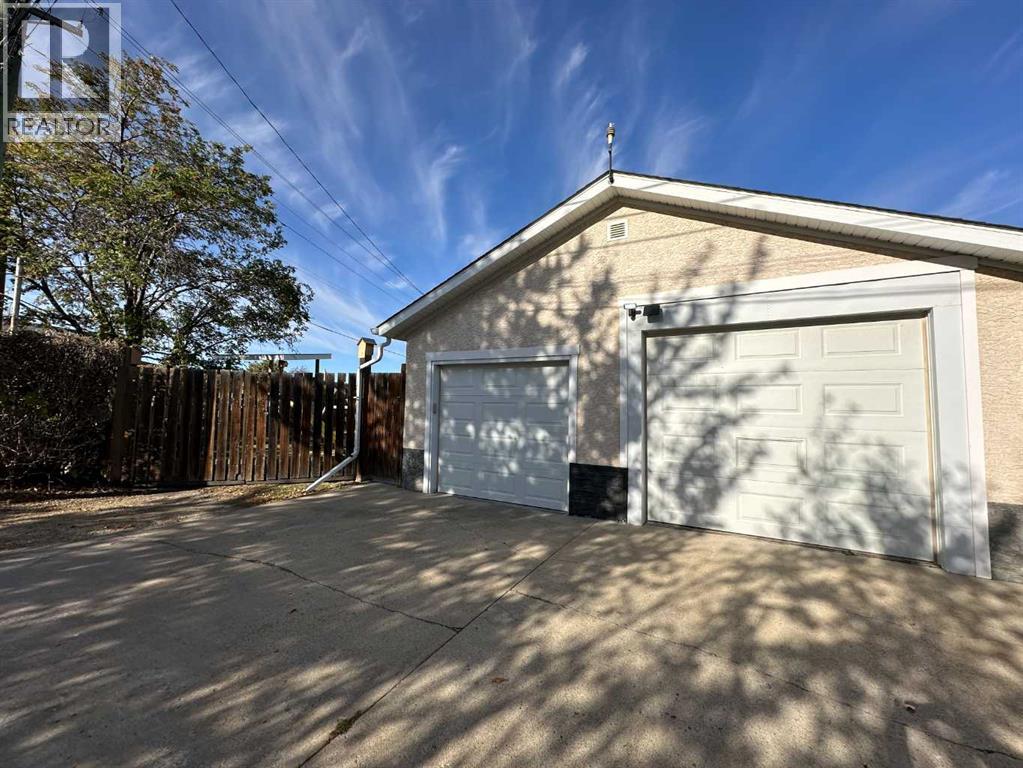 5213 49 Avenue, Ponoka, Alberta  T4J 1J1 - Photo 33 - A2262450