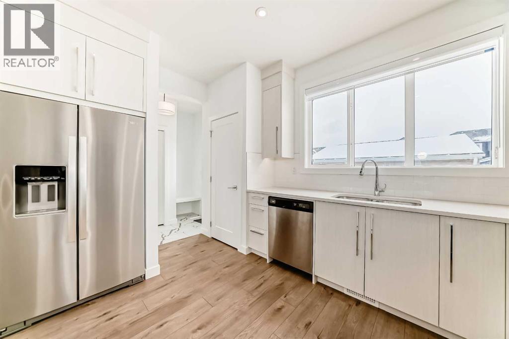 106 Dawson Harbour Grove, Chestermere, Alberta  T1X 2S4 - Photo 10 - A2234581