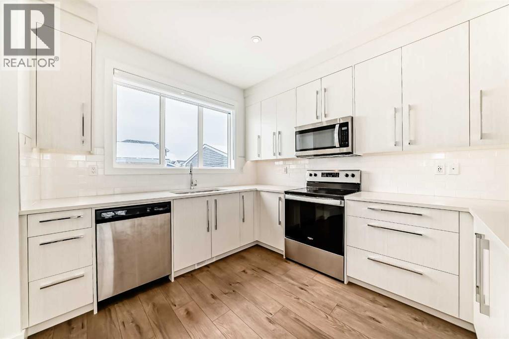 106 Dawson Harbour Grove, Chestermere, Alberta  T1X 2S4 - Photo 9 - A2234581