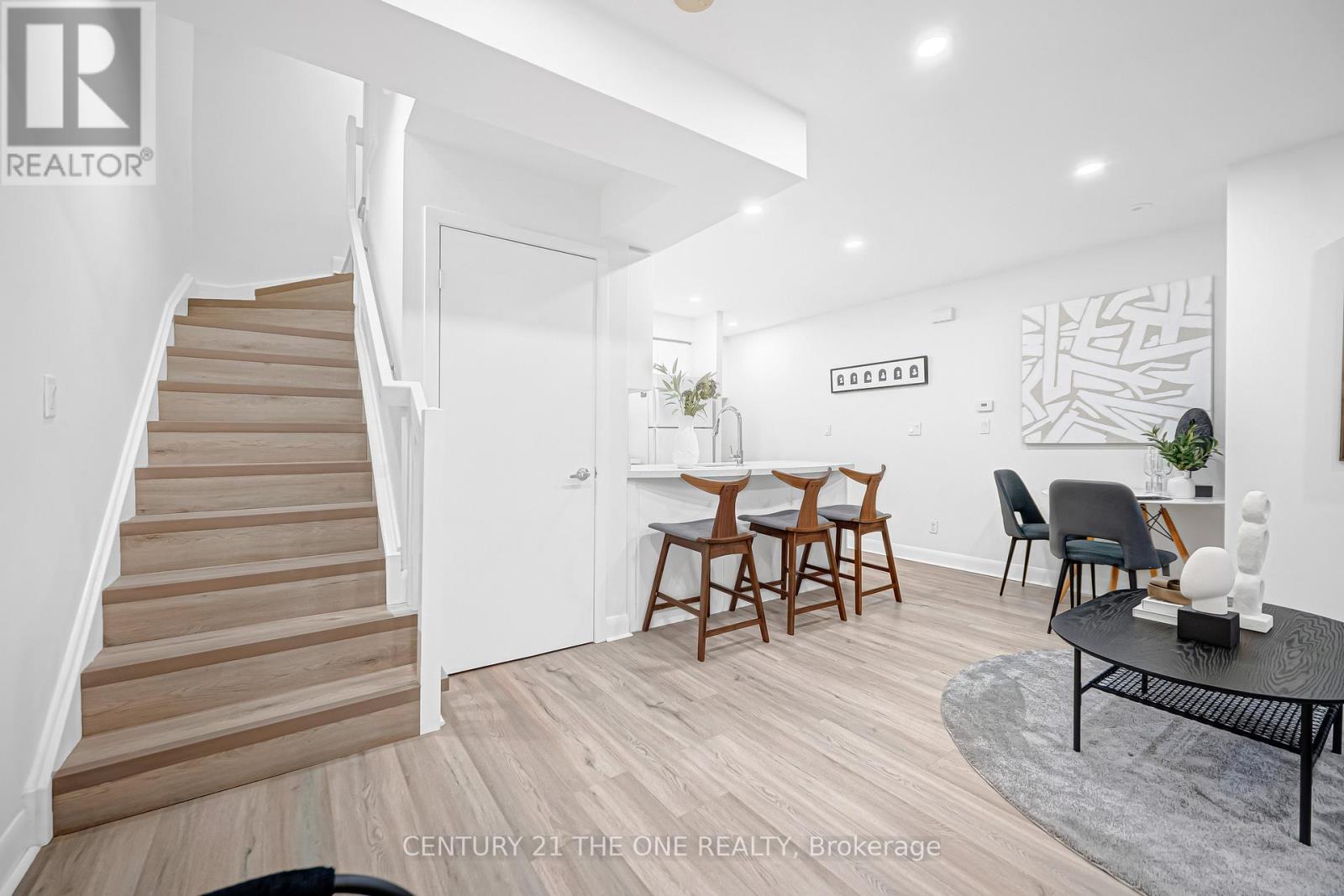 400 - 415 Jarvis Street, Toronto, Ontario  M4Y 3C1 - Photo 5 - C12510724