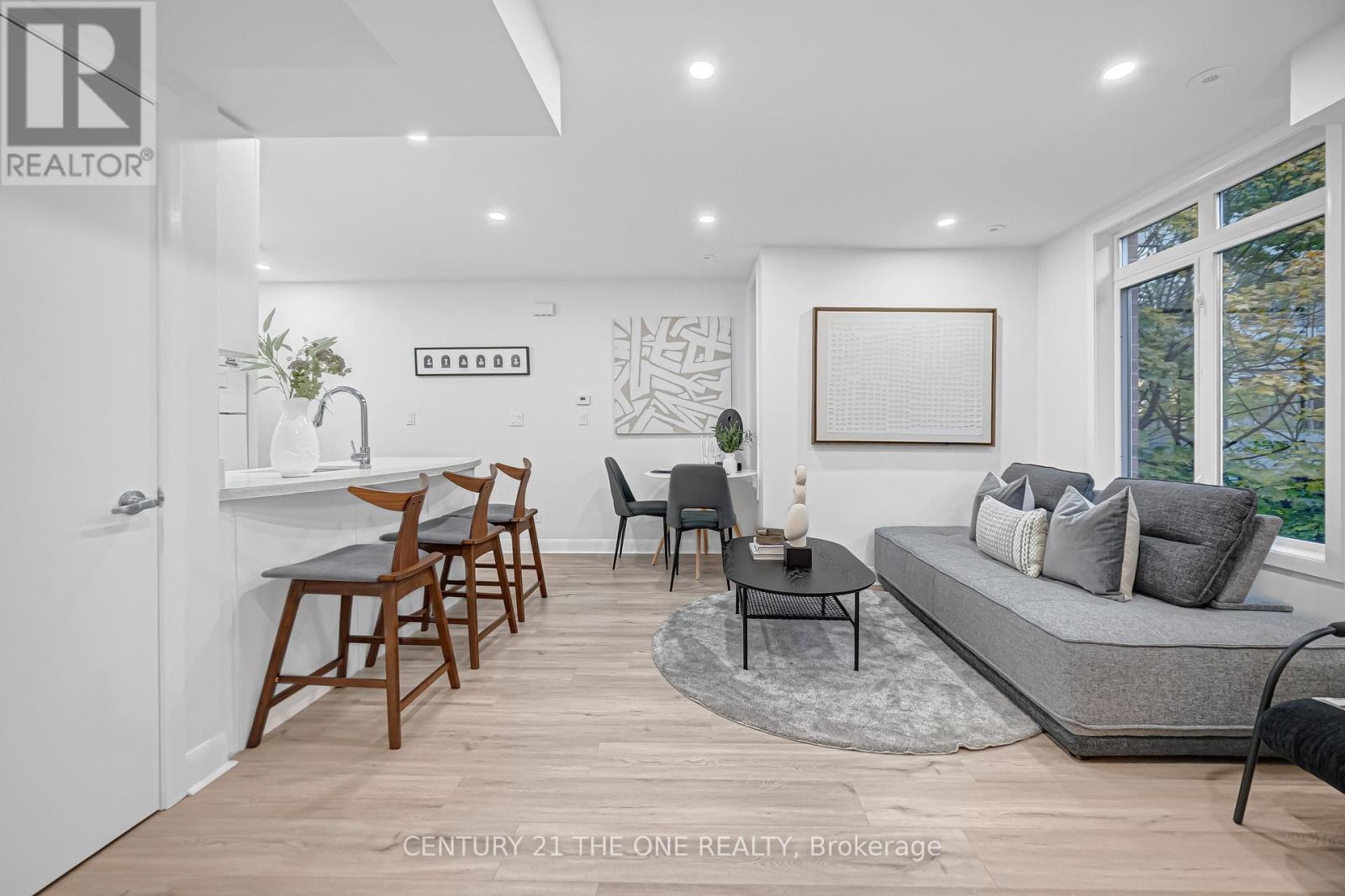 400 - 415 Jarvis Street, Toronto, Ontario  M4Y 3C1 - Photo 6 - C12510724