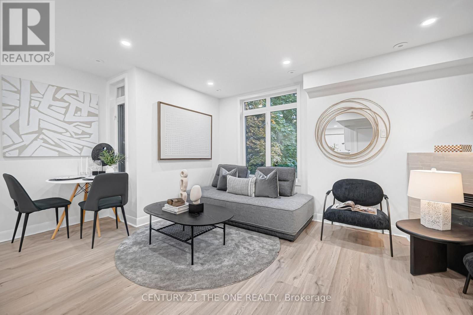 400 - 415 Jarvis Street, Toronto, Ontario  M4Y 3C1 - Photo 8 - C12510724