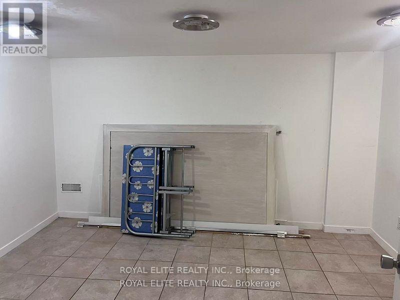 89 Finch Ave East Avenue, Toronto, Ontario  M2N 4R4 - Photo 13 - C12510738