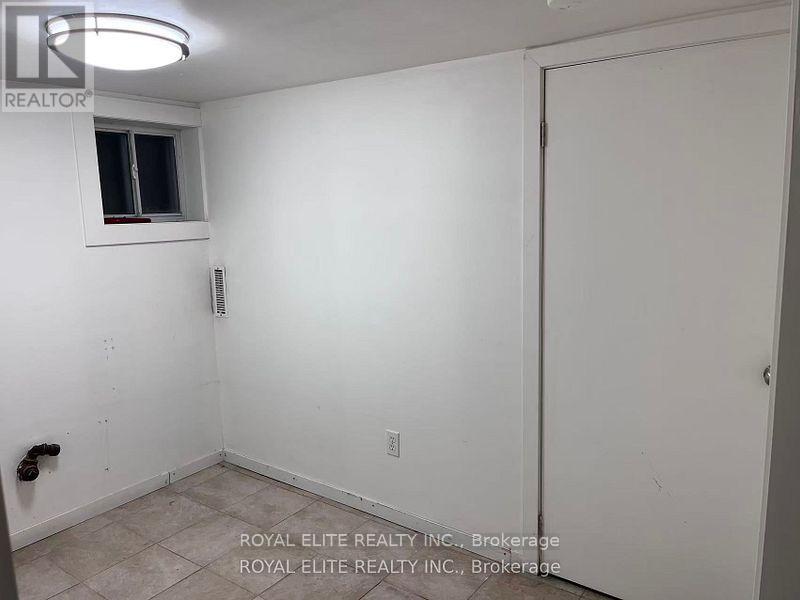 89 Finch Ave East Avenue, Toronto, Ontario  M2N 4R4 - Photo 14 - C12510738