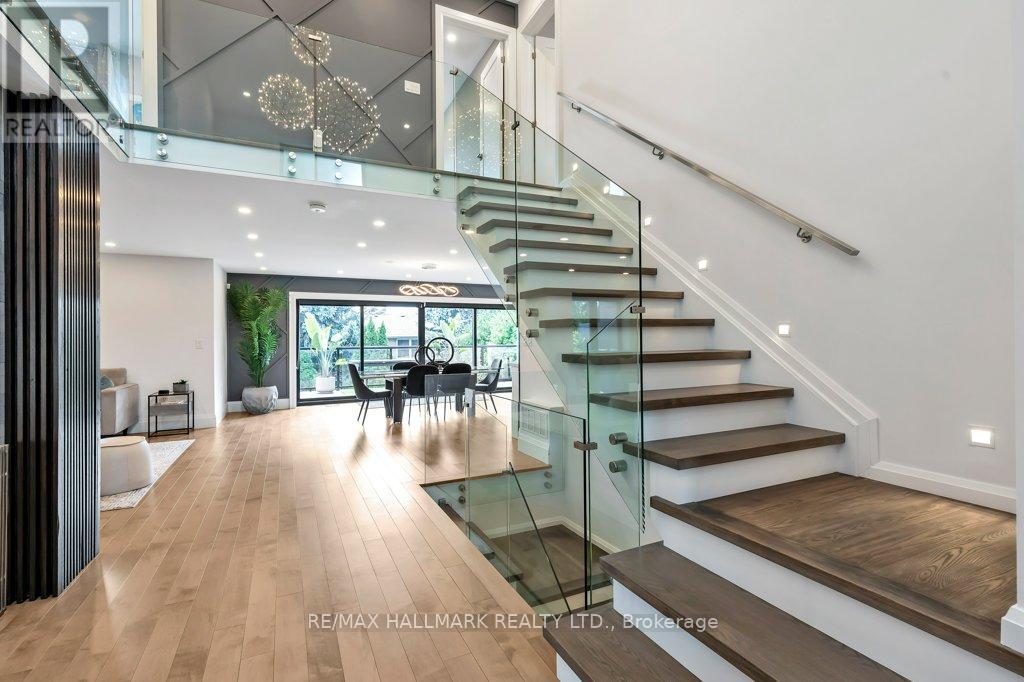 3 Averdon Crescent, Toronto, Ontario  M3A 1P4 - Photo 2 - C12510750