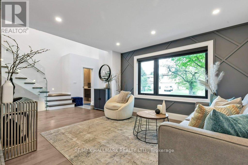 3 Averdon Crescent, Toronto, Ontario  M3A 1P4 - Photo 3 - C12510750