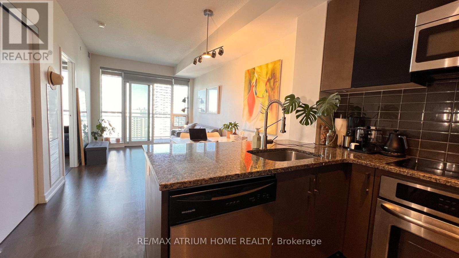 2904 - 89 Dunfield Avenue, Toronto, Ontario  M4S 0A4 - Photo 12 - C12510752