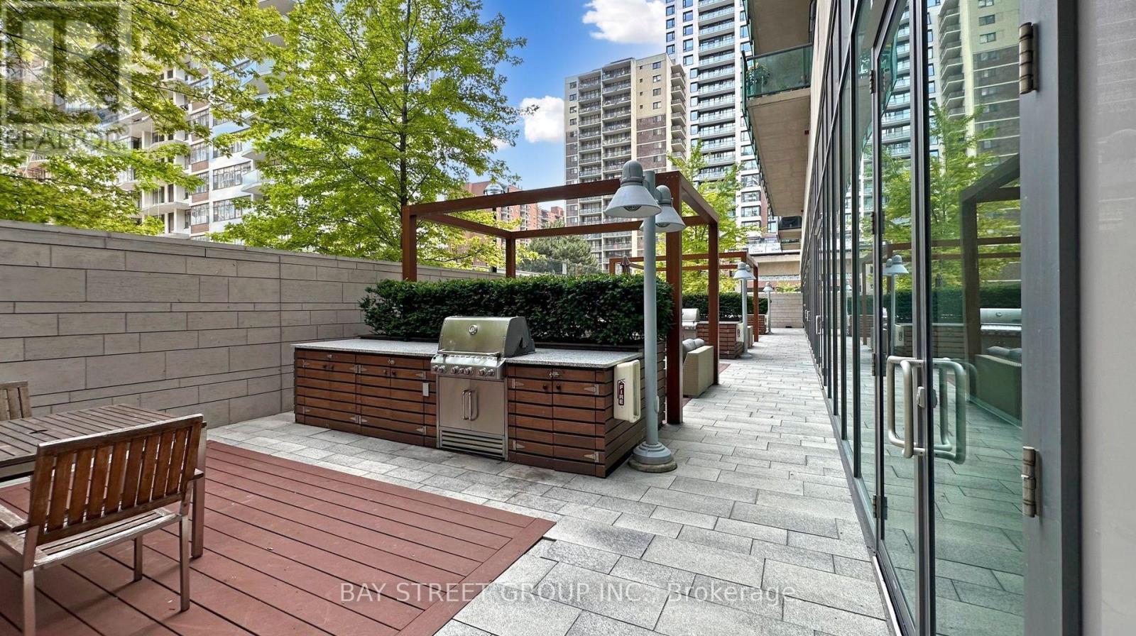 212 - 70 Roehampton Avenue, Toronto, Ontario  M4P 1R2 - Photo 46 - C12510754