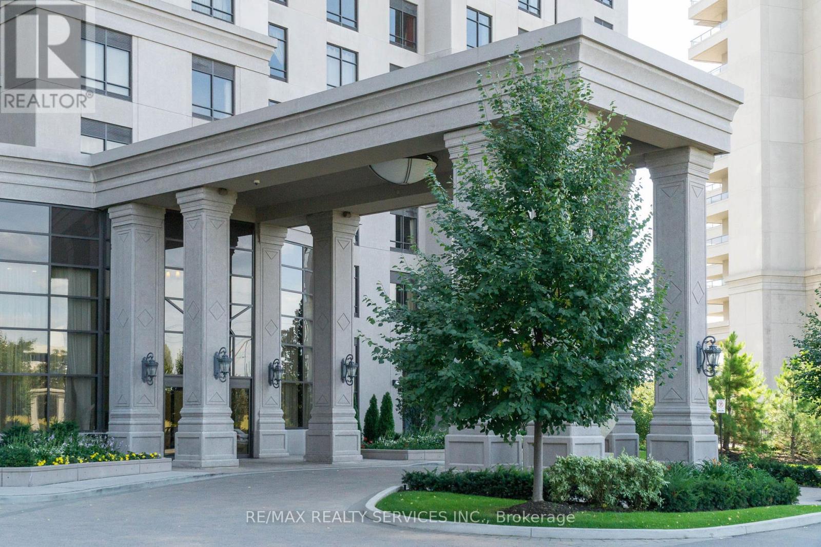 #1515 - 9245 Jane Street, Vaughan, Ontario  L6A 0J9 - Photo 3 - N12510428